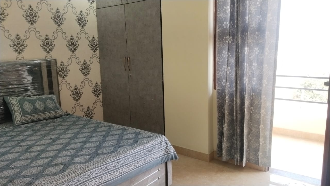 Spacious 3BHK Flat for Rent in Narayan Vihar, Mansarovar, Jaipur-Mansarover-Jaipur